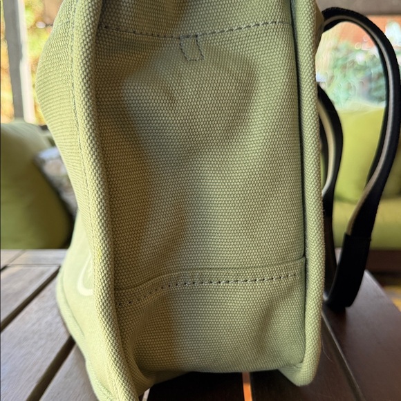 Marc Jacobs Olive Canvas Tote with Striped Strap PLUS bonus Camo Strap NWOT - Picture 3 of 7